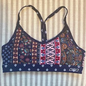NWOT Lorna Jane sports bra